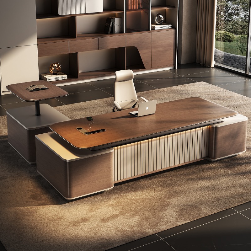 Office Furniture High End - 中東風高級ボスデスク、高級感あふれるライトラグジュアリークラスのデスク、社長・管理職向けオフィスデスクと椅子の組み合わせ家具